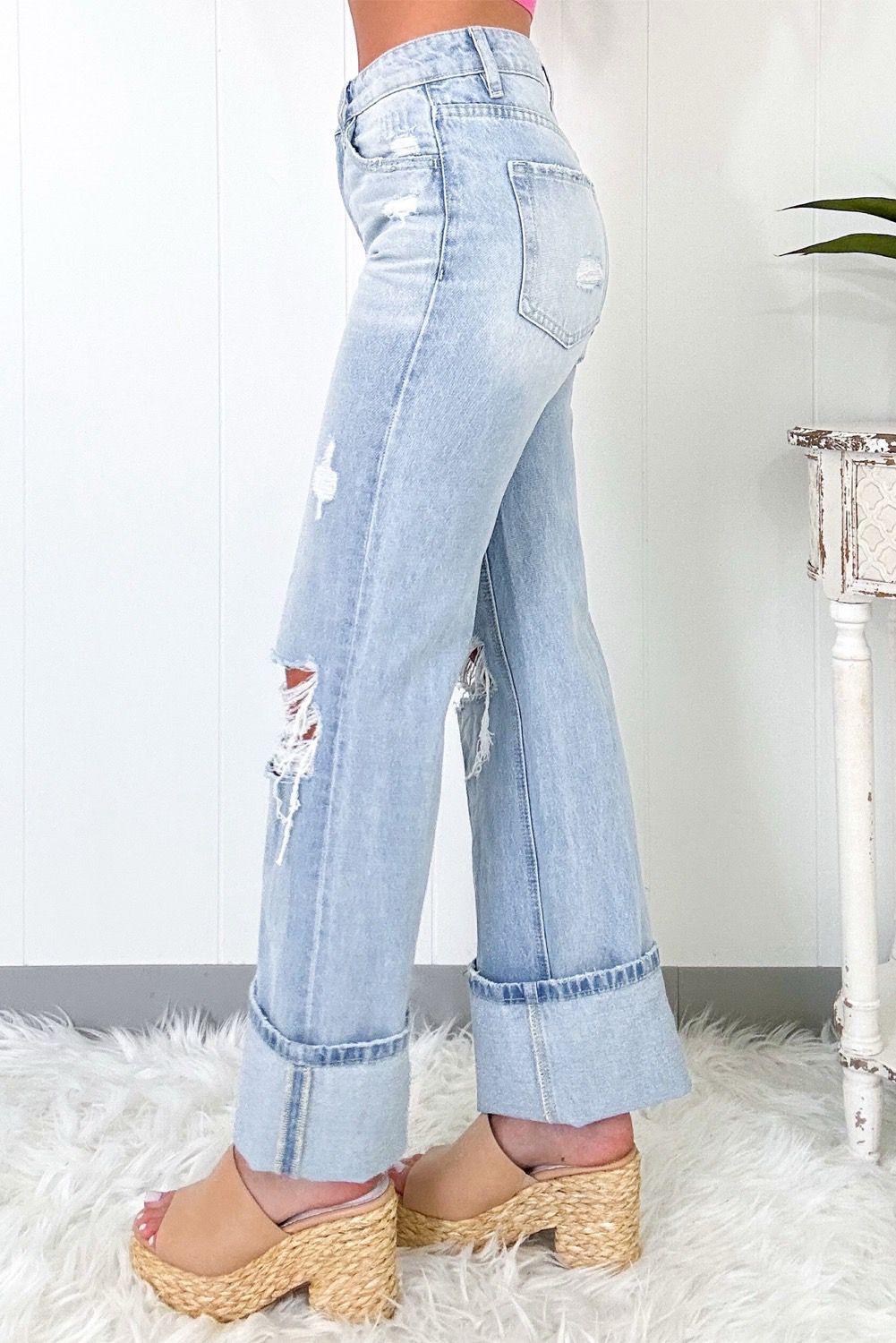 Distressed High Rise Jeans Pant
